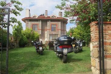 هتل Casa Villa