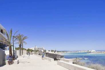 Roquetes Bungalows   Formentera Break