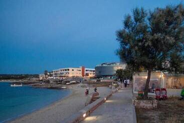 Roquetes Bungalows   Formentera Break