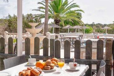 Roquetes Bungalows   Formentera Break