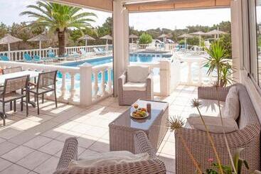 Roquetes Bungalows   Formentera Break