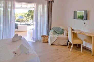 Roquetes Bungalows   Formentera Break