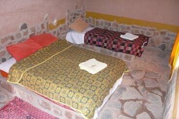 旅馆 Auberge Camping Oasis El Mharech