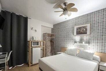 Beatriz Charming Hostal