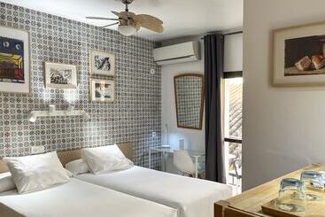 Beatriz Charming Hostal