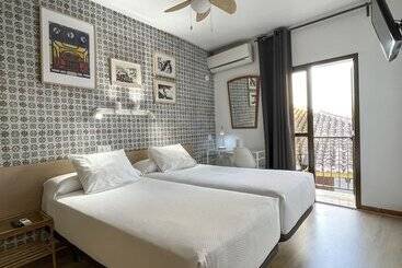 Beatriz Charming Hostal