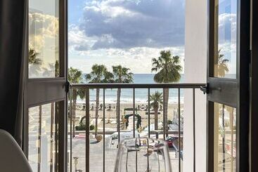 Beatriz Charming Hostal