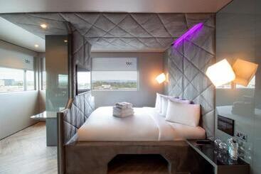 Bloc Hotel London Gatwick Airport