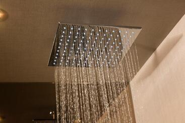 Bloc Hotel London Gatwick Airport