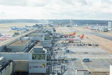 Bloc Hotel London Gatwick Airport
