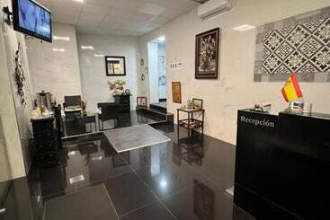 Hostal Milan - San Juan de Alicante