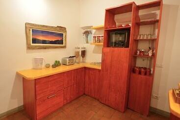 هتل B&b Bonsignori