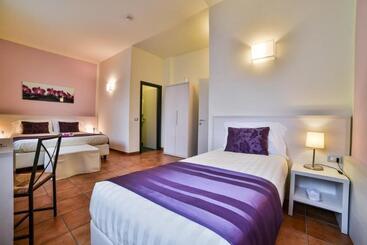 هتل Bella Firenze