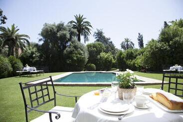 هتل Casa Viña De Alcántara