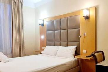 Hotel De France 18