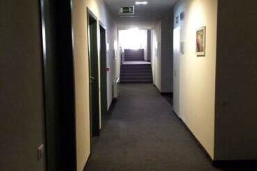 Hobbit Hotel Zaventem