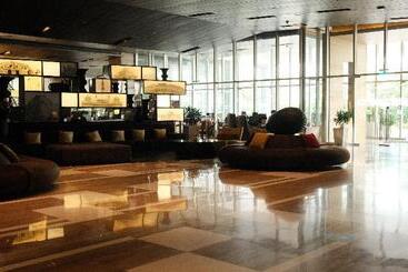 Hotel Holiday Inn New Delhi International Airport, An Ihg