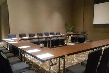 Hotel Holiday Inn New Delhi International Airport, An Ihg