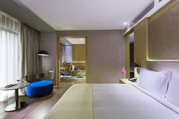 Hotel Holiday Inn New Delhi International Airport, An Ihg
