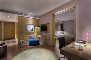 Hotel Holiday Inn New Delhi International Airport, An Ihg