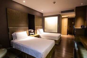 هتل Holiday Inn New Delhi International Airport, An Ihg