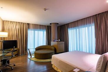 Hotel Holiday Inn New Delhi International Airport, An Ihg