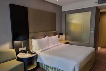 Hotel Holiday Inn New Delhi International Airport, An Ihg