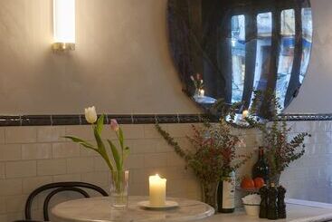 هتل Lo Schwabing