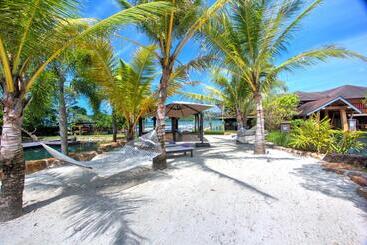 هتل Parama Koh Chang