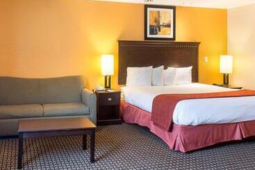 فندق Quality Inn & Suites Quantico