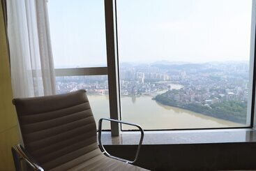 هتل Renaissance Huizhou