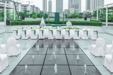 هتل Renaissance Huizhou