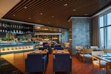 هتل Renaissance Huizhou