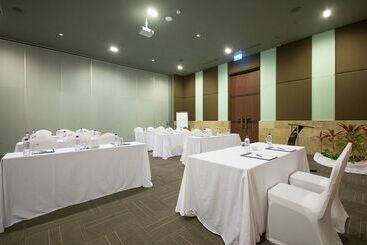 هتل Sunsuri Phuket   Sha Plus