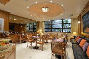 Hotel Victory Inn