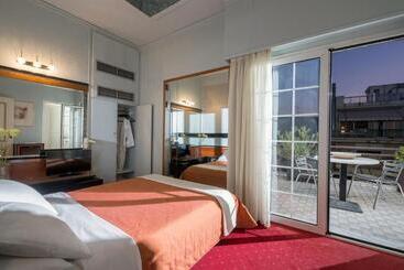 Hotel Victory Inn