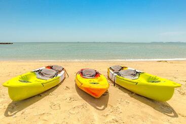 Pattaya Modus Beachfront Resort