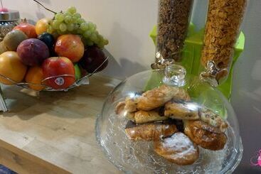Pension Aliciazzz Bed And Breakfast Bilbao