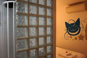 Pension Aliciazzz Bed And Breakfast Bilbao