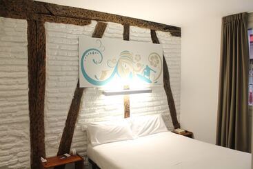 Pension Aliciazzz Bed And Breakfast Bilbao