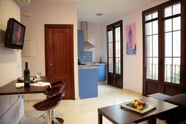 Rey De Sevilla Flats Macarena