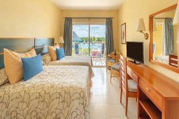 Aston Costa Verde Beach Resort - Playa Pesquero