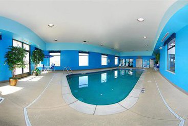 هتل Fairfield Inn & Suites By Marriott Cedar Rapids North