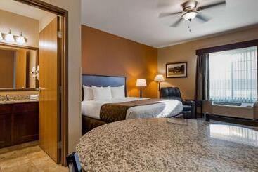 هتل Best Western North Edge Inn