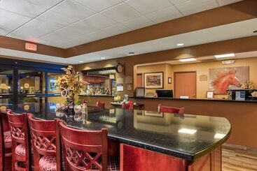 هتل Best Western North Edge Inn