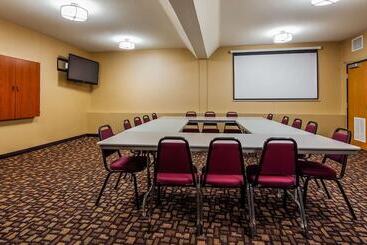 هتل Best Western Plus Vancouver Mall Drive