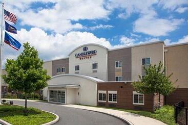 هتل Candlewood Suites Reading, An Ihg