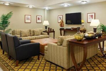 هتل Candlewood Suites Reading, An Ihg