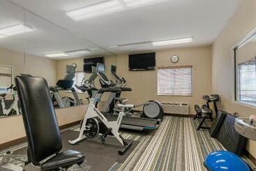 هتل Candlewood Suites Reading, An Ihg