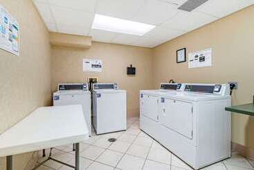 هتل Comfort Inn Kissimmee-Lake Buena Vista South